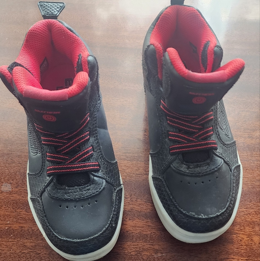Skechers Black and Red High-Top Sneakers Sporty Design